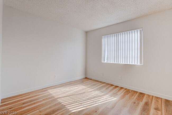 Building Photo - 4201 Terrestrial Dr Unit 122