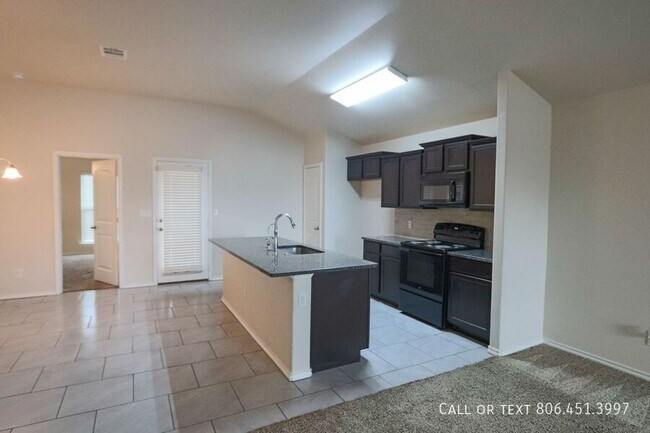 Photo - 7431 104th St