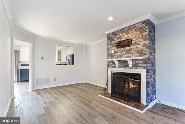 Photo - 1006 Asmore Way