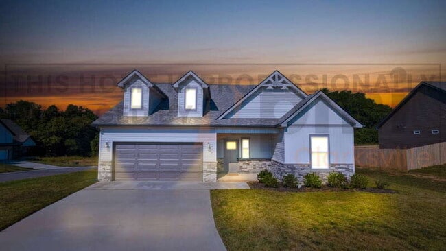 Building Photo - 602 Alvin Rd