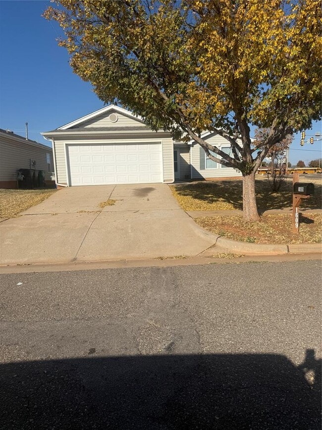 Building Photo - 1609 NW 150th Terrace