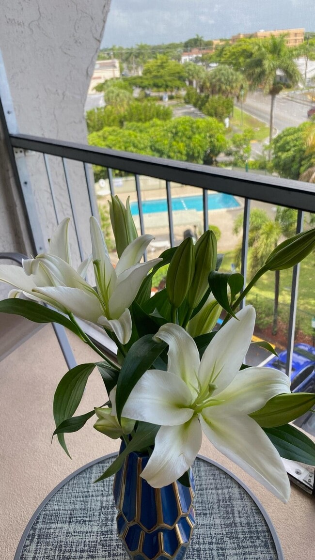 Photo - 505 Spencer Dr Unit 412