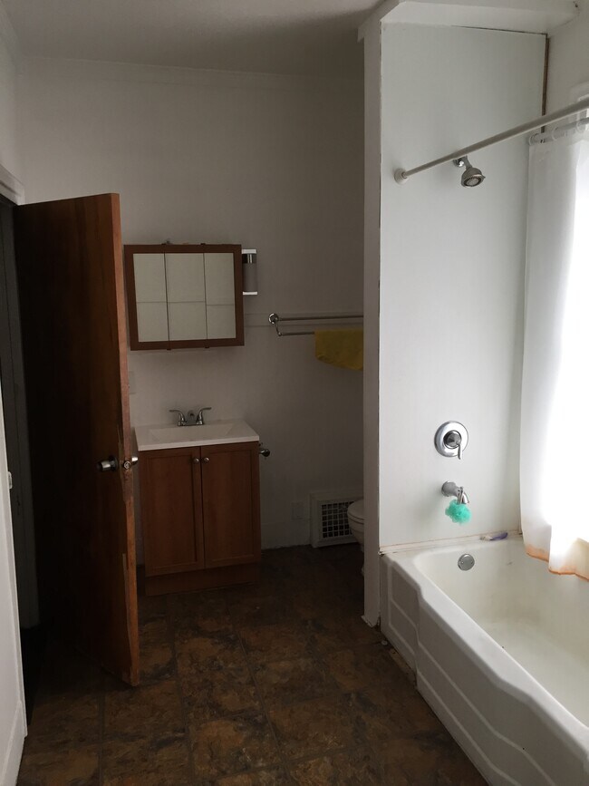 Photo - 314 1st Ave Unit 2