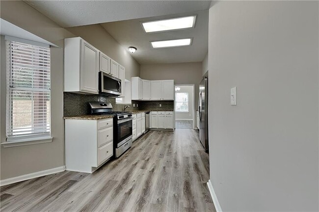 Photo - 2940 Trotters Pointe Dr