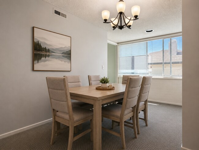 Photo - 540 Kelton Ave Unidad 204