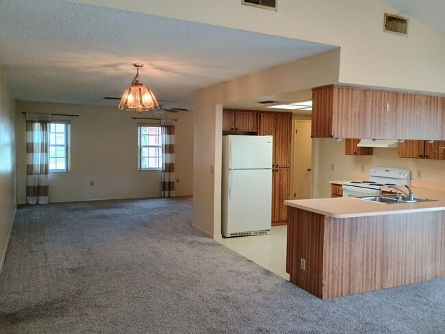 Photo - Pool. Privacy. Perfect location. Available...