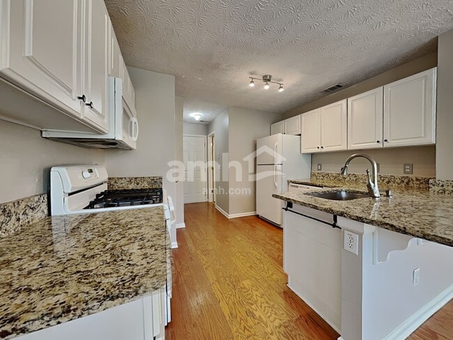 3731 Avensong Village Cir