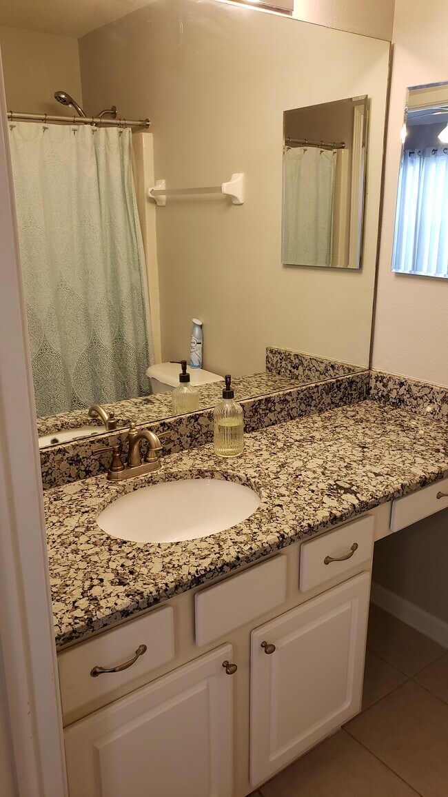 3579 Lone Tree Ln Townhome Townhome Rental in Jacksonville FL