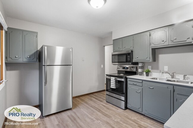 Photo - 5 Bedroom Home in Chisago City