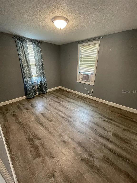 Photo - 1020 W Portage St