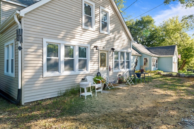 Photo - 92 Congress St