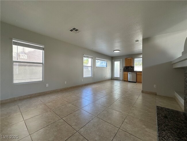 Photo - 6987 Wineberry Dr