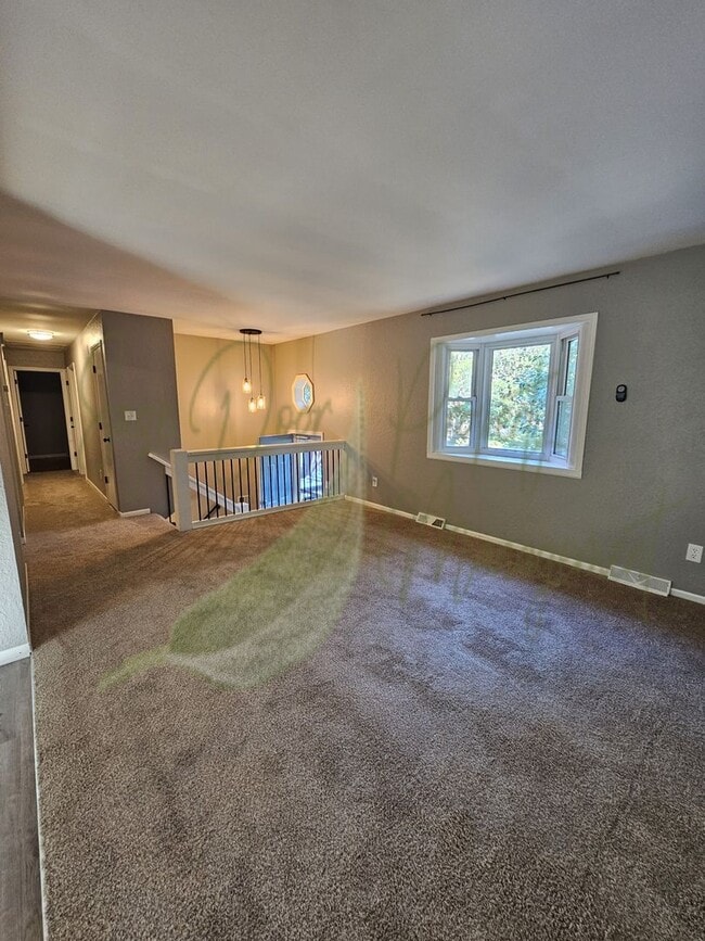 Photo - BEAUTIFUL UPDATES!!