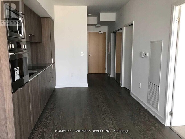 Photo - 11 Wellesley St W Unité 4409