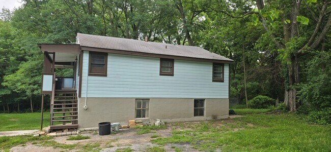 Photo - 2 properties on 2+ acres in south east springfield
