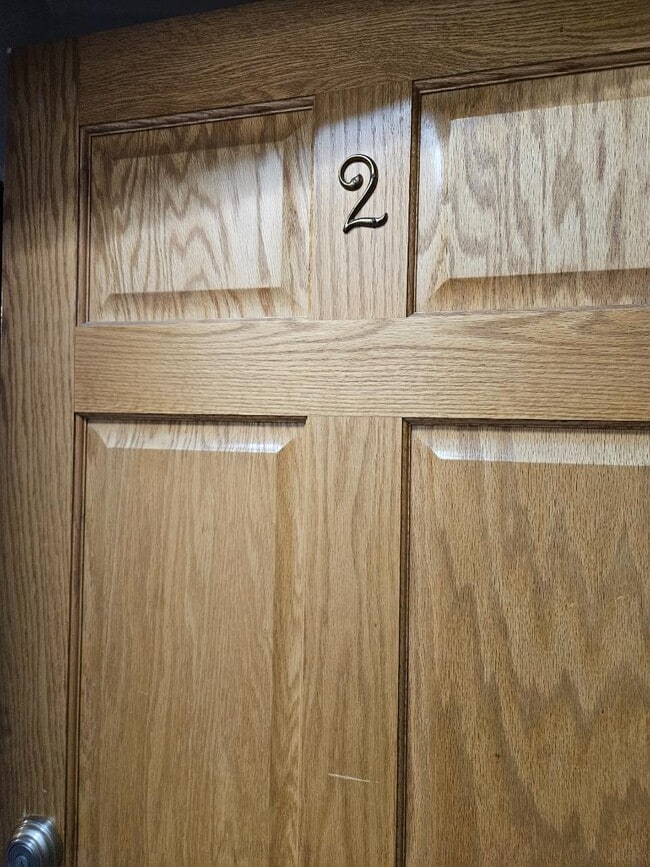 Building Photo - 1525 University Ave