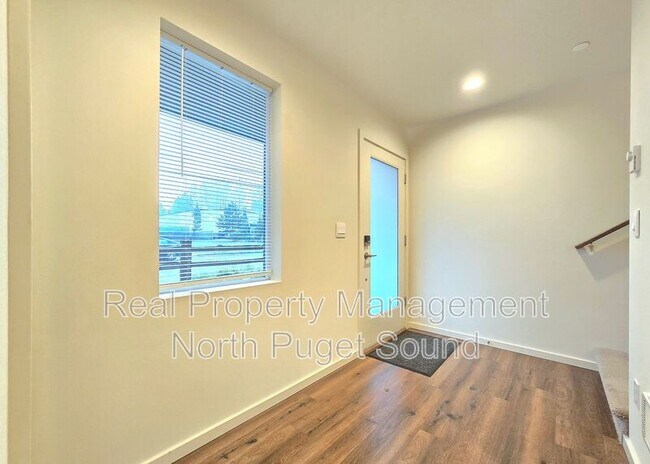 Photo - 17417 W Main St