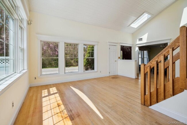 Photo - 30 Consuelo Pl