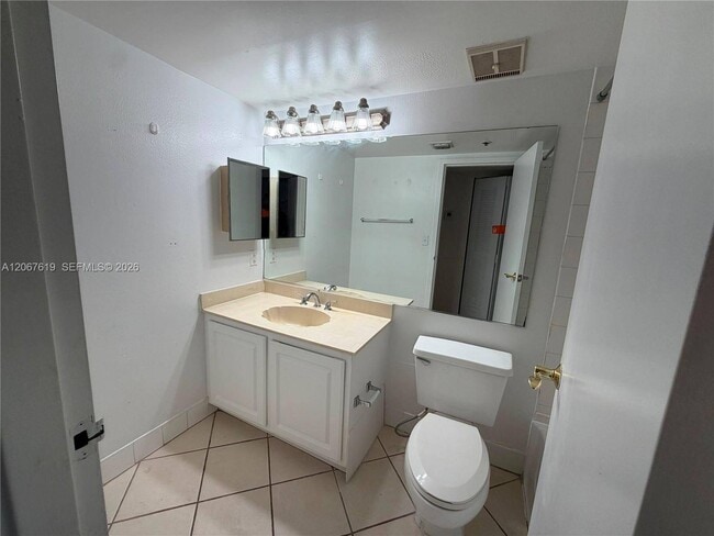 Photo - 7601 E Treasure Dr