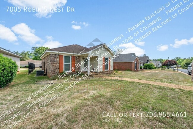 7005 Robin's Nest Dr