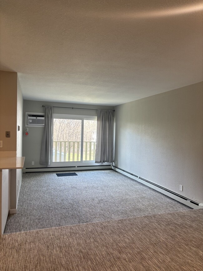 Photo - 1601 N Innsbruck Dr