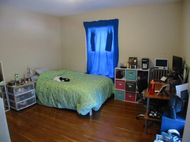 3.0 bedroom in Cambridge Massachusetts 02138 - 3.0 bedroom in Cambridge Massachusetts 02138 Condo Unit U2