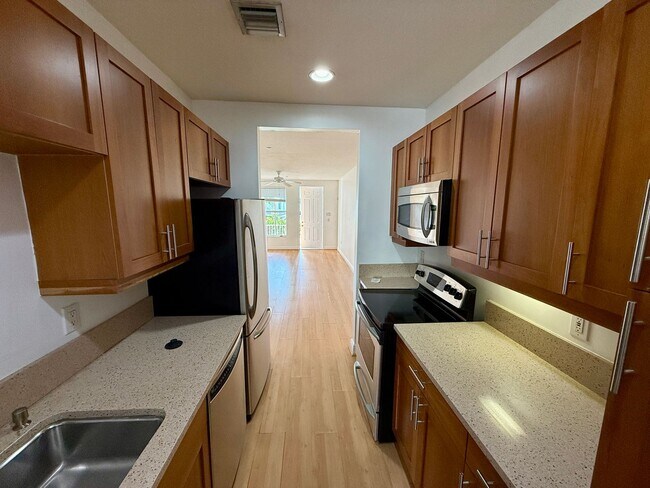 Photo - 1 BED 1 BATH APARTMENT | FT. LAUDERDALE