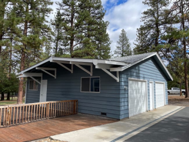 Photo - 699-495 Circle Ct