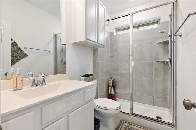 Photo - 4912 Overland Hollow Dr