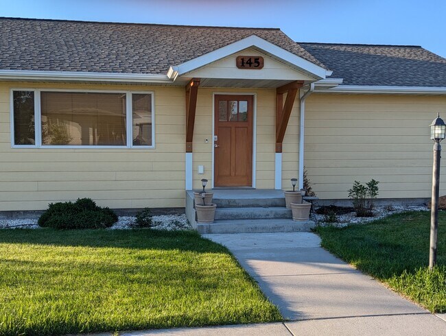 Photo - 145 Forest Grove Lane