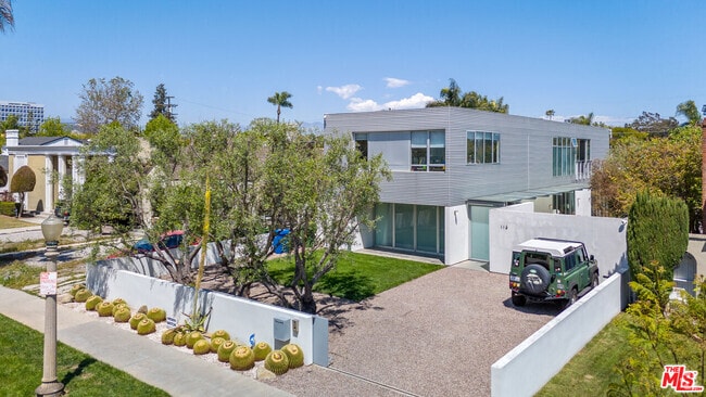Building Photo - 116 S Arden Blvd Rental