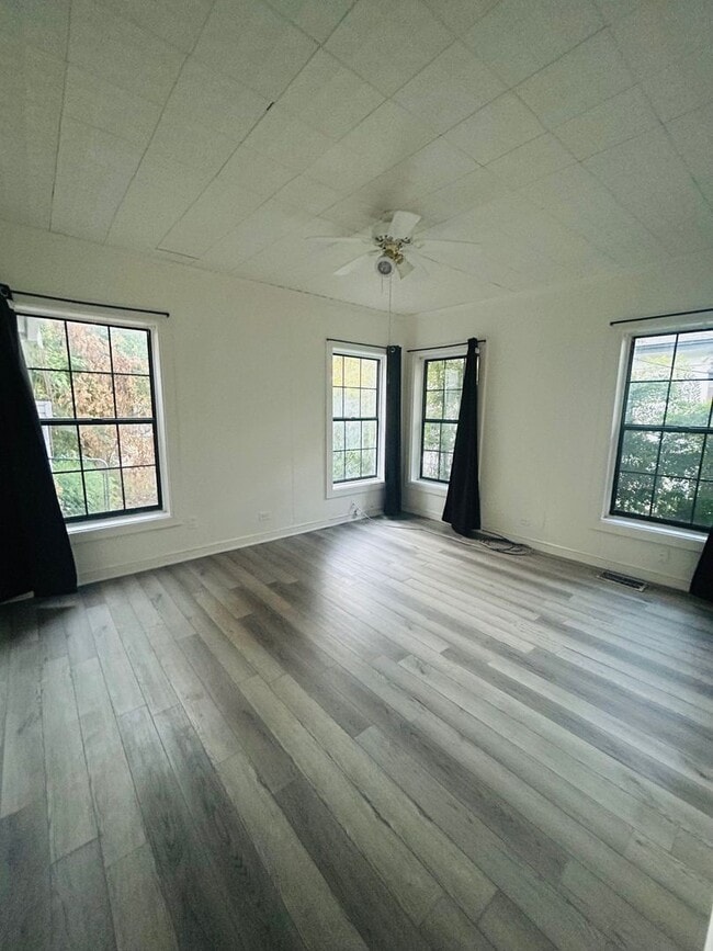 Photo - Perfect 1 bedroom location