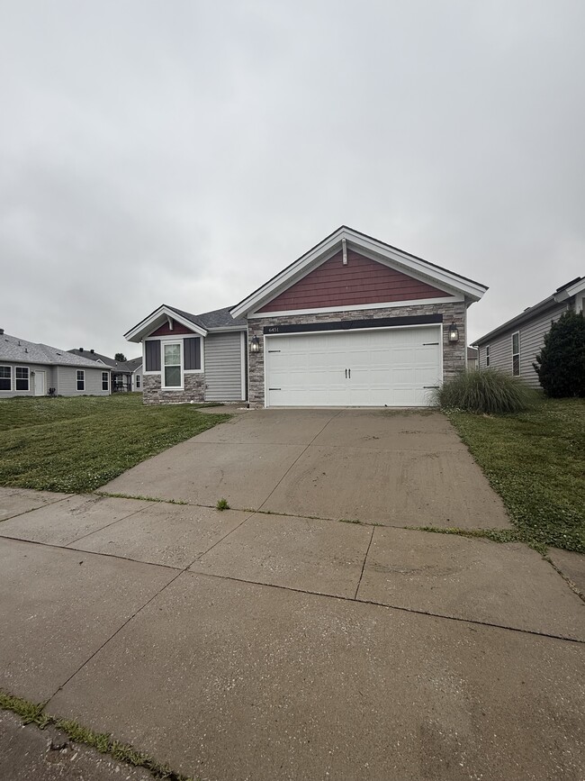 Building Photo - 6451 Autumn Valley Trce