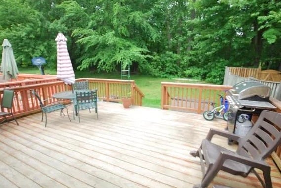 8719 Castlerock Ct