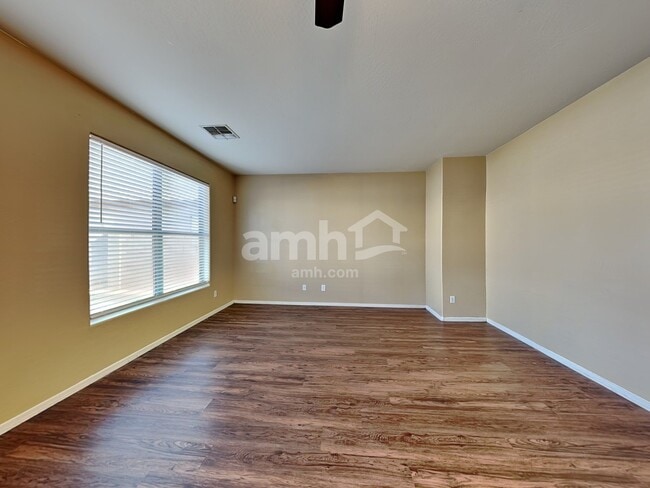 Photo - 3708 S 100th Glen