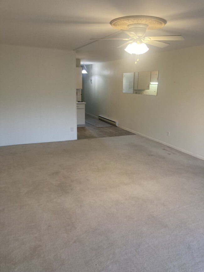 Photo - 2331 E Market St