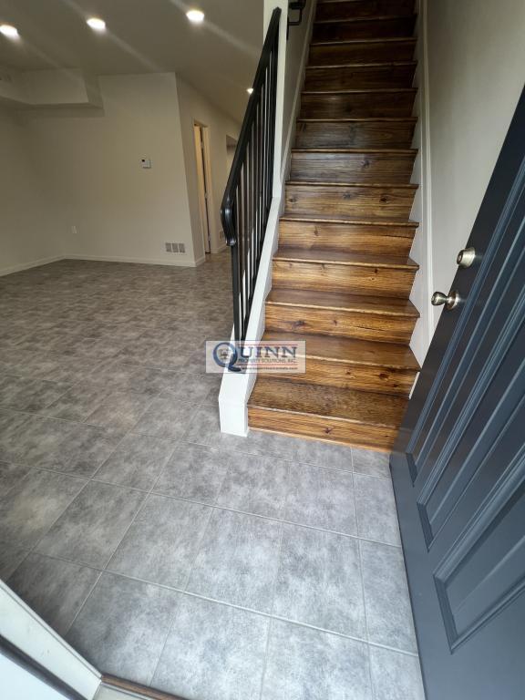 Photo - 317 Willow Dr