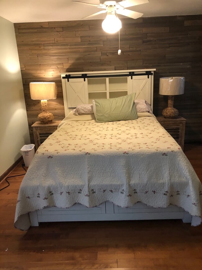 Photo - 33 Channel Ln