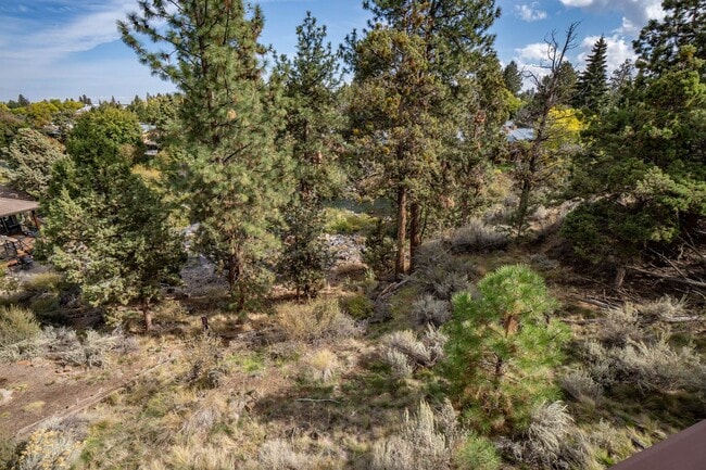 Photo - River's Edge Golf Course, Upscale Unit on ...