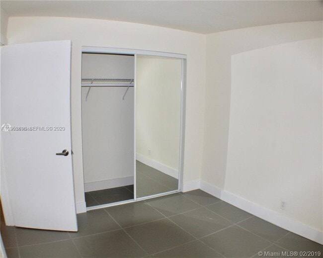 Photo - 719 SW 7th St