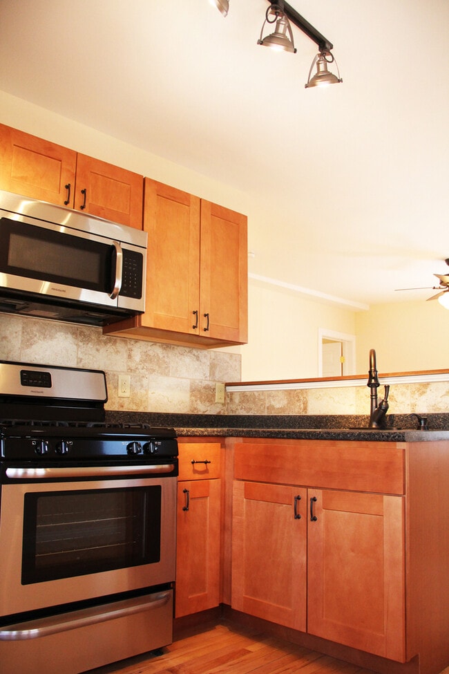 Photo - 69 Spring St Unit APT C