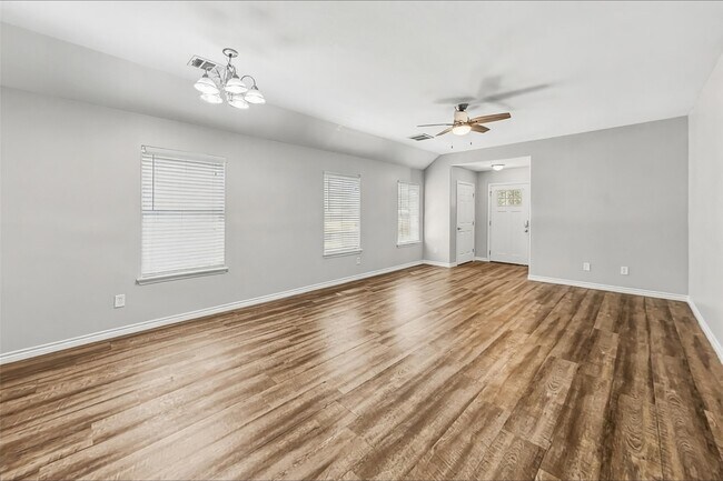 Photo - 13211 Ambrosa Dr
