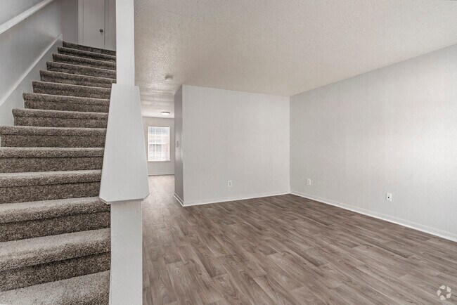 B - 2BR, 2BA - 1,930 SF - Staircase