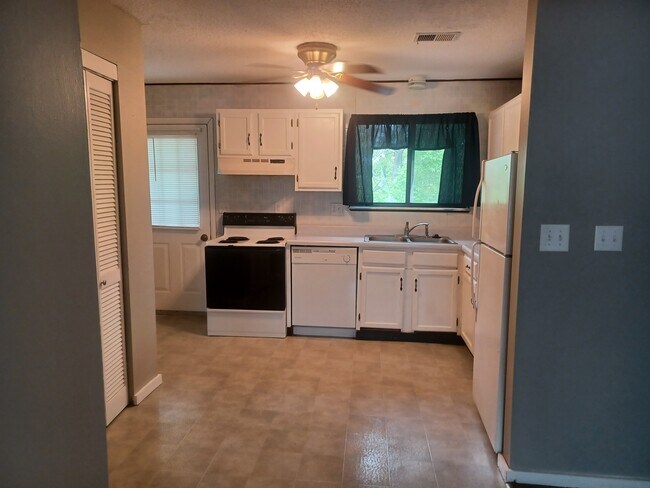 Photo - 3303 Cassidy Rd Apartments Unit D