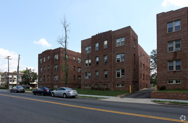 Building Photo - Panorama Courts Rental