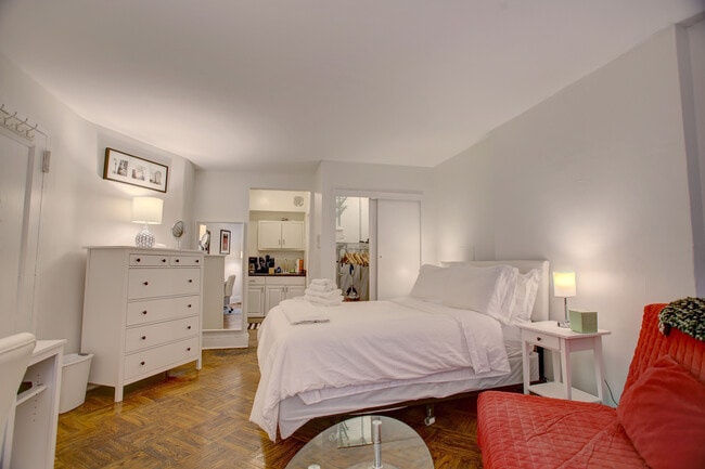 Dormitorio - 64 W 82nd St