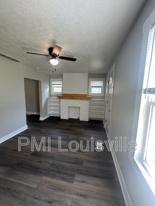 Photo - 3417 Duncan St