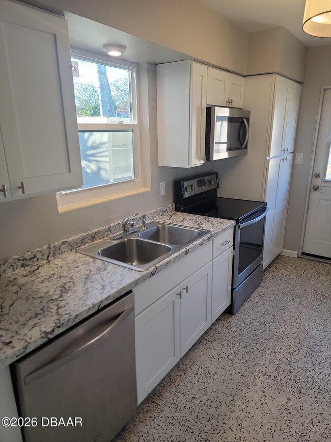 Photo - 1442 John Anderson Dr