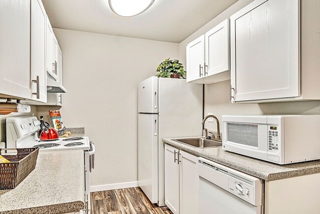 Kendall Ridge apartments — community photo