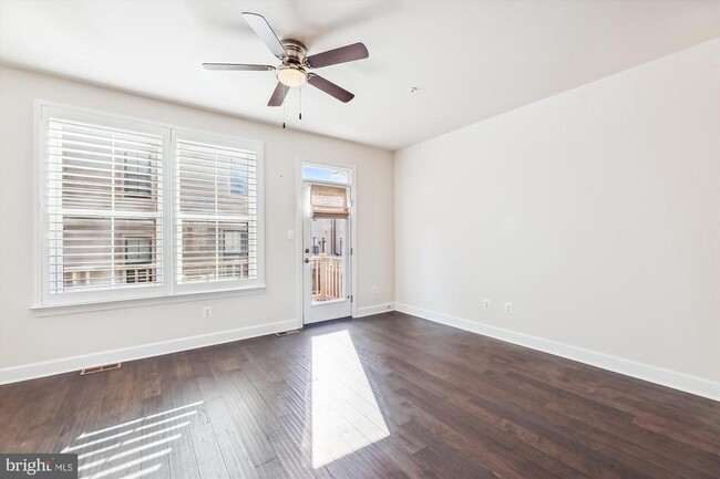 Photo - 4709 Van Buren St